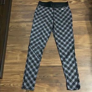 Nike pro leggings